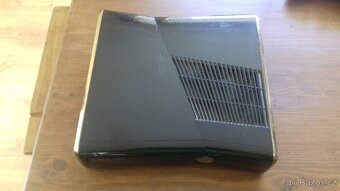 prodám play station X Box 360 Microsoft - 6