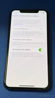 iPhone XS 64GB Space Grey, pěkný stav - 6