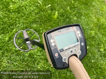 Detektor kovu Minelab Safari - 6