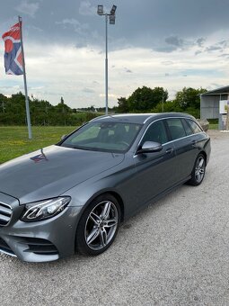 Prodám Mercedes 2018 E220d 4Matic W213 143kW Pohon 4x4 - 6