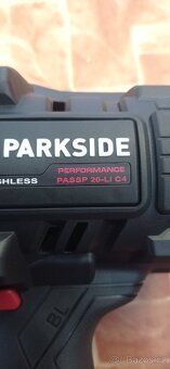 Aku utahovák na kola 1/2" 1400nm, 8ah, nabíječka, Parkside - 6