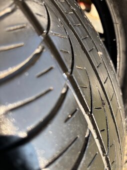 Pneu Pirelli - 6