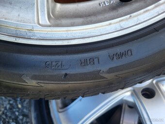 Prodám zimní sadu pneu 215/50R17 Goodyear, ET38 - 6