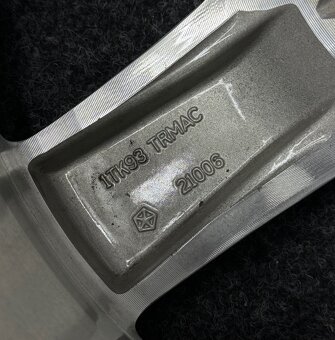 1x alu JEEP 5x127 18” 1TK93TRMAC - 6