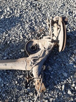 Toyota Auris náprava - 6