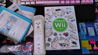 Větší množstvípříslušenství v krabicích Nintendo Wii SLEVY - 6