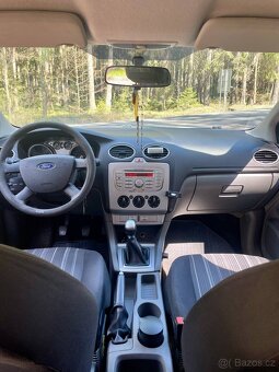 Prodám Ford Focus II 1.6i 2008 - 6