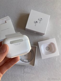 Sluchátka Apple AirPods Pro 2 - 6