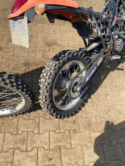 2xKTM - 6