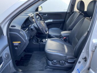 Kia Sportage 2.7 V6 , 129 kW benzín, 2004 - 6