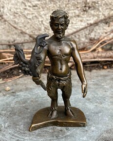 Bronzová socha skupina - Nahá žena a satyr 3 - 6