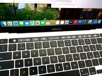 MacBook PRO 13 palců Apple M1 chip 8 RAM 256 ssd NOVÝ jen 14 - 6