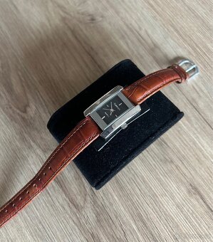 Dámské hodinky Timex Carriage - 6