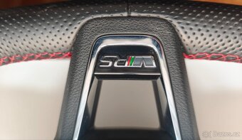 VOLANT OCTAVIA III RS - 6