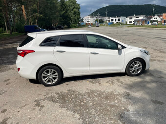 Hyundai I30 kombi 1,6GDI - 6