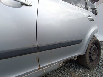 Dveře Škoda Yeti 2010 stříbrná metalíza 9156 - 6