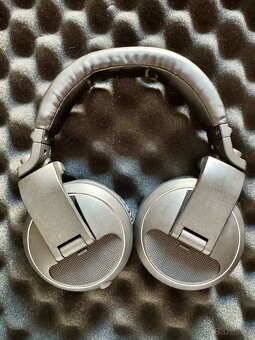 Pioneer DDJ‑SB3 + DJ sluchátka – kompletní DJ set pro začáte - 6