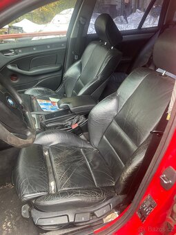 // Díly \\ BMW E46 Touring 320D Hellrot - 6
