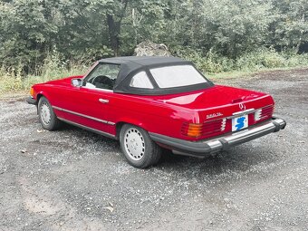 Mercedes Benz SL560 - 6