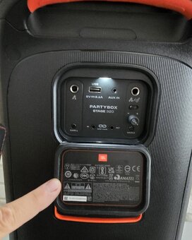 Prodám JBL Partybox Stage 320 - 6