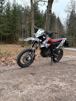 Aprilia 125 SX – TOP stav, r. 2024, plná servisní historie - 6