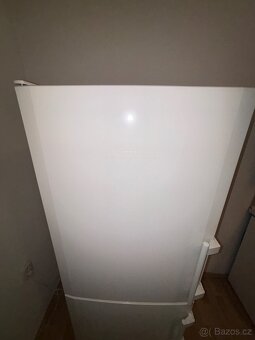 Lednice s mrazákem LIEBHERR - 6