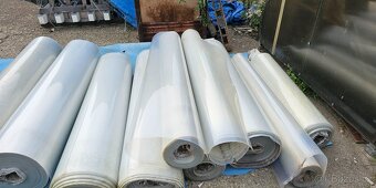 Průhledná čirá transparentní folie - pevná - 6