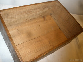 Stará dřevěná bedýnka od ozdob - 6