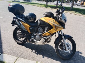 Honda 700 transalp - 6