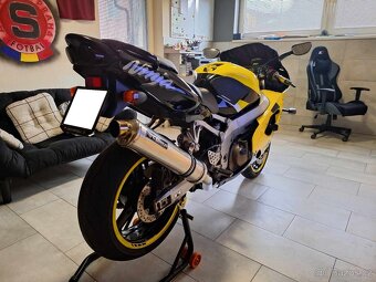 Kawasaki ninja zx9r - 6