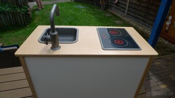 DĚTSKÁ KUCHYNKA SPORÁK +DŘEZ JAKO NOVÉ ASI IKEA - 6