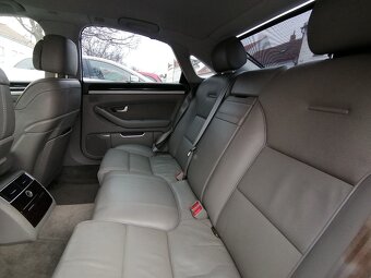 Audi A8 - 6