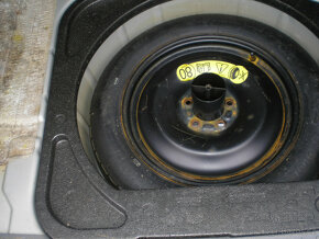 FORD FOCUS KOMBI 1.6/74KW,r.v.2009 - 6