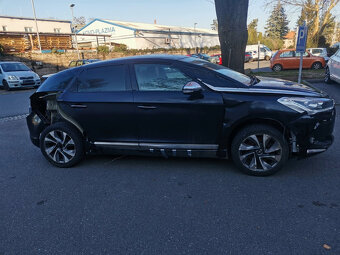 Citroen DS5, r.v. 2012, obsah 2,0D - 6