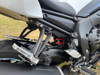 Yamaha FZ8 Fazer ABS - 6