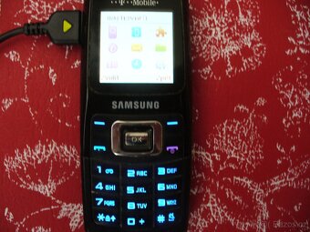 tel SAMSUNG včetně nabíječky - 6