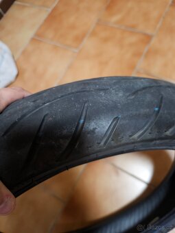 110/70 R17 Metzeler Sportec Street - 6