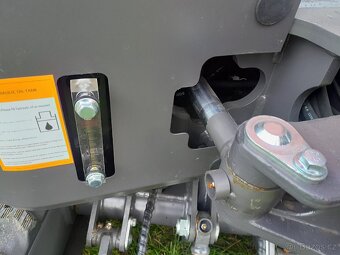 Minirypadlo 1,2 t s hydraulickým palcem - 6