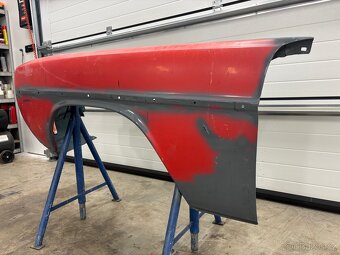 Predni blatniky w114/w115 - 6