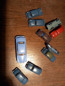 Modely: ŠKODA 1200, WARTBURG - 6