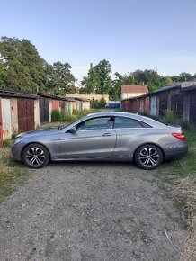 Mercedes-Benz E350 CGI coupe - 6