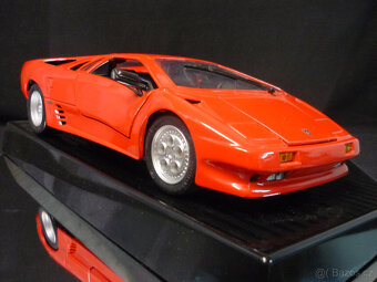 Lamborghini Diablo červené Maisto 1/18 - 6