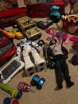 Veliký balík hraček - 6