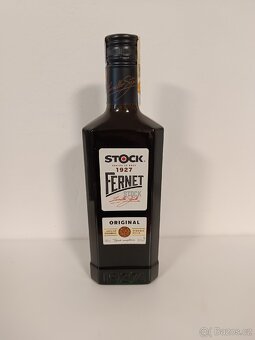 Whisky a další láhve s alkoholem - 6