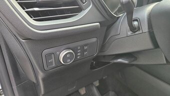 Ford Kuga 1.5 EcoBoost 110kW ST-line AKCE - 6