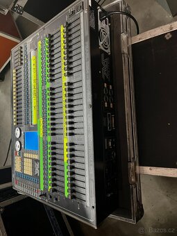 Avolites pearl 2004/2008 - 6