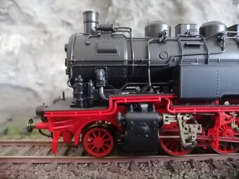 Roco BR 93 přípr.dig - 6