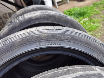 Letní Dunlop 235/45/18 - 6