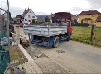 Avia sklapěč s hydraulickou rukou - 6