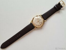 Zlaté náramkové hodinky IWC Schaffhausen Automatic 18K
- 6